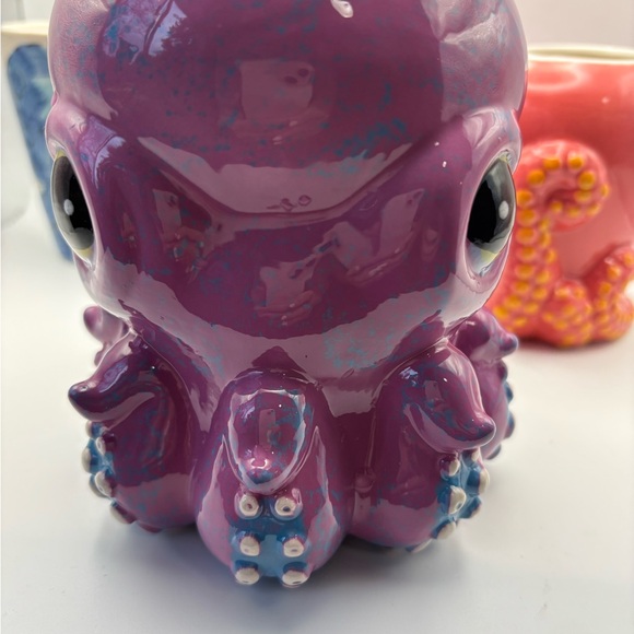 Oceanic Charm Ceramic Mug Trio - Blue, Pink, and Purple - Picture 13 of 16